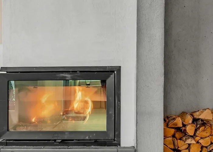 Modern In Harmony With Nature *